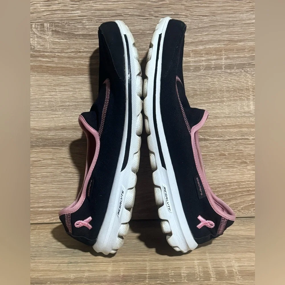 Skechers Go Walk Women's 9 Black slip On Shoes pink breast cancer ribbon sneaker